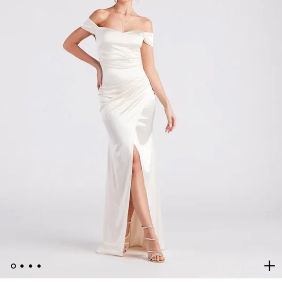 windsor white off the shoulder dress windsor off the shoulder formal dresses white Size L